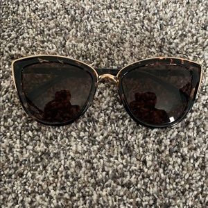 🌸 Quay CatEye Sunglasses